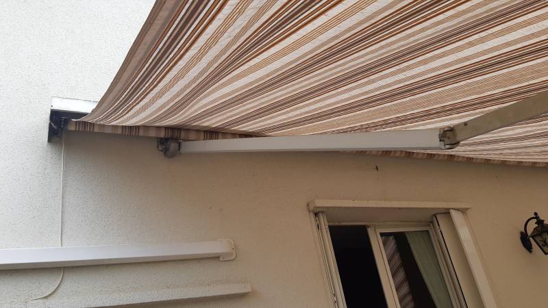 Réparation d'un moteur pour un store ban à Pinsaguel