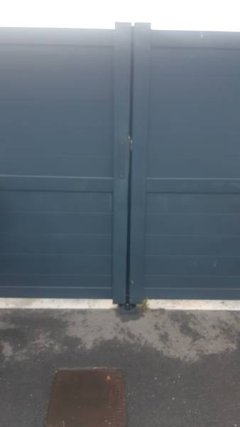 remise en service d'un portail battant plein sur la commune de Tournefeuille proche de Colomiers