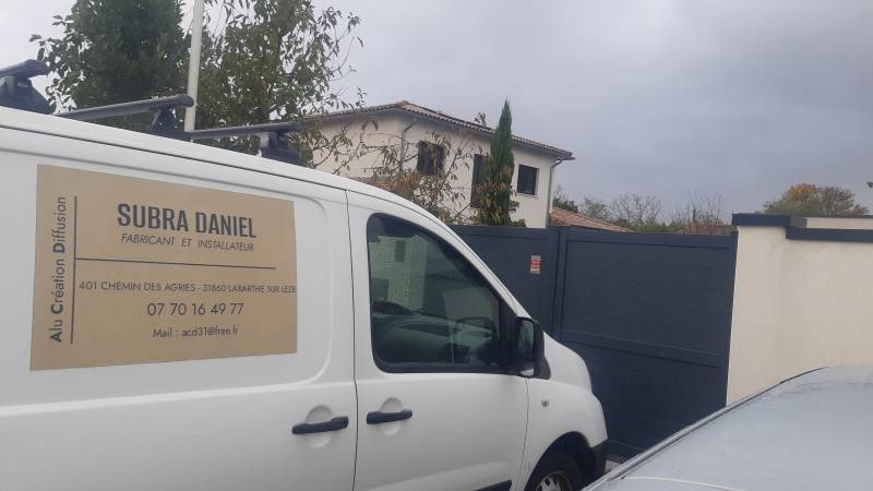 remise en service d'un portail battant plein sur la commune de Tournefeuille proche de Colomiers