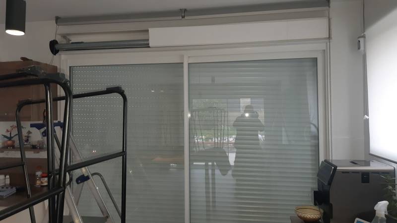 Réparation d'un volet roulant bloqué à Portet su Garonne