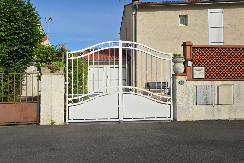 Réparation professionnelle de portail électrique à Castanet-Tolosan