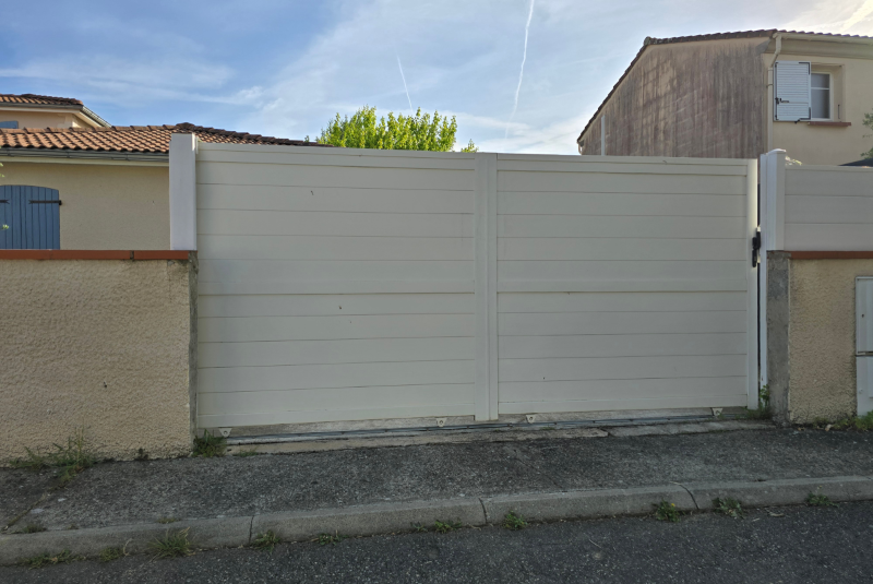 Dépannage rapide d’un portail automatique en panne : problème moteur, réglage ou transparent de capteurs détectés à Muret proche de Toulouse