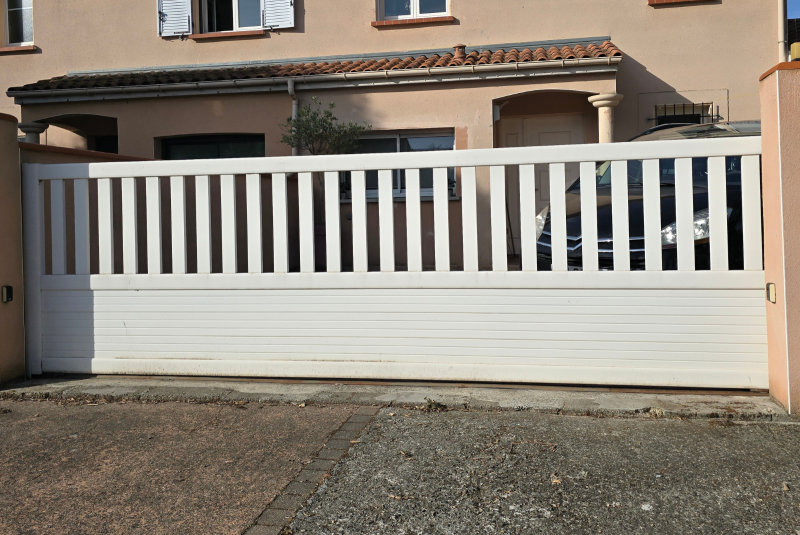 Réglage et réparation de portail électrique lent ou bruyant, remplacement charbons ou fusible à Tournefeuille proche de Toulouse